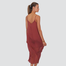 Carica l'immagine nel visualizzatore di Gallery, Tensione in abito bretella tessuto legerro 75% lyocell Art 85126V77