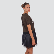 Carica l'immagine nel visualizzatore di Gallery, Tensione in abito t-shirt stampa gonna satin pizzo Art 37778