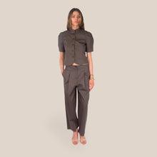 Carica l'immagine nel visualizzatore di Gallery, Tensione in pantalone palazzo pinces 98% cotone Art 26P4516 ( blazer 26B4542 )