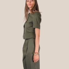 Carica l'immagine nel visualizzatore di Gallery, Tensione in blazer sfiancato manica corta 98% cotone Art 26B4783 ( pantalone Art 26P4516 )
