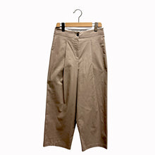 Carica l'immagine nel visualizzatore di Gallery, Tensione in pantalone palazzo pinces 98% cotone Art 26P4516 ( blazer 26B4542 )
