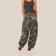 Carica l'immagine nel visualizzatore di Gallery, Tensione in cargo camouflage pinces 97% cotone Art 37686
