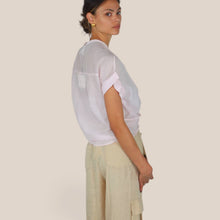 Carica l'immagine nel visualizzatore di Gallery, Tensione in camicia mussola con ricamo 84% cotone 16% seta Art S26CL70
