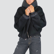 Carica l&#39;immagine nel visualizzatore di Gallery, Haveone cappotto Hand Made modello bomber con cappuccio e polsino piumino 50% lana 50% poliestere Art KCT-P014

