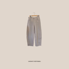 Carica l'immagine nel visualizzatore di Gallery, Tensione in pantalone baloon 100% lino Art S26PE58
