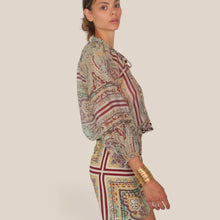 Carica l'immagine nel visualizzatore di Gallery, Tensione in camicia over con nappine 75% lyocell Art 39621
