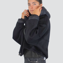 Carica l&#39;immagine nel visualizzatore di Gallery, Haveone cappotto Hand Made modello bomber con cappuccio e polsino piumino 50% lana 50% poliestere Art KCT-P014
