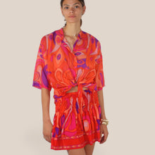 Carica l'immagine nel visualizzatore di Gallery, Tensione in camicia over stampa fantasia mussola 100% cotone Art PE260541
