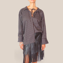 Carica l'immagine nel visualizzatore di Gallery, Vicolo camicia over gessata con bralette 70% cotone Art TAC1203
