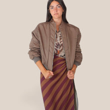 Carica l'immagine nel visualizzatore di Gallery, Haveone bomber tortora imbottito Art KNO-R046 ( nuovi arrivi )
