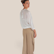 Carica l'immagine nel visualizzatore di Gallery, Tensione in camicia over ricamata 70% cotone 30% seta Art S26CG51
