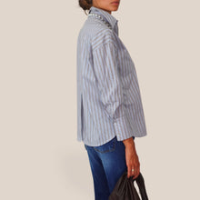 Carica l'immagine nel visualizzatore di Gallery, Haveone camicia over riga moro 100% cotone Art CNO-R034
