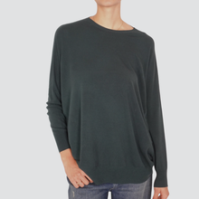 Carica l'immagine nel visualizzatore di Gallery, Vicolo maglia over verde scuro 70% viscosa Art 22183F
