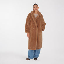 Carica l'immagine nel visualizzatore di Gallery, Haveone cappotto teddy cammello Art KCT-R026
