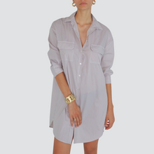 Carica l&#39;immagine nel visualizzatore di Gallery, Vicolo abito camicia rigatura doppio taschino  fine 68% cotone Art TD3070
