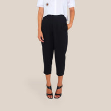 Carica l'immagine nel visualizzatore di Gallery, Vicolo pantalone barrell elastico retro 25% viscosa Art TB0283
