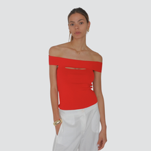 Carica l&#39;immagine nel visualizzatore di Gallery, Vicolo maglia scollo schiffer cut out 65% viscosa Art 22119D
