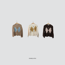 Carica l&#39;immagine nel visualizzatore di Gallery, Haveone maglia over girocollo rombi Art MPQ-M271
