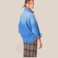Carica l'immagine nel visualizzatore di Gallery, Vicolo Camicia Denim 100% Cotone ArtDAC5215
