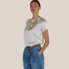 Carica l'immagine nel visualizzatore di Gallery, Dixie blusa satin 97% viscosa Art T782A030
