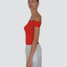 Carica l&#39;immagine nel visualizzatore di Gallery, Vicolo maglia scollo schiffer cut out 65% viscosa Art 22119D
