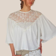 Carica l'immagine nel visualizzatore di Gallery, Philia Loft t-shirt over pizzo 100% cotone Art V02A0983
