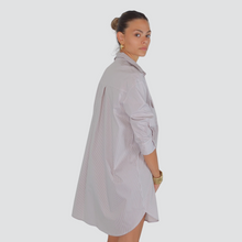 Carica l&#39;immagine nel visualizzatore di Gallery, Vicolo abito camicia rigatura doppio taschino  fine 68% cotone Art TD3070

