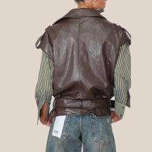 Carica l'immagine nel visualizzatore di Gallery, Haveone gilet ecopelle smanicato Art LVI-R012
