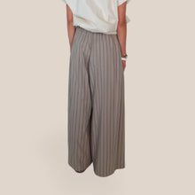 Carica l'immagine nel visualizzatore di Gallery, Vicolo pantalone palazzo gessato elastico vita 100% cotone Art TAB1980
