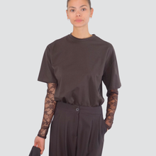 Carica l&#39;immagine nel visualizzatore di Gallery, Vicolo t-shirt over manica pizzo 100% cotone Art UF0062
