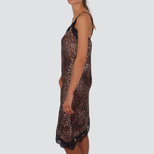 Carica l&#39;immagine nel visualizzatore di Gallery, Haveone abito sottoveste satin maculato con pizzo Art AMA-P045
