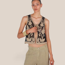 Carica l'immagine nel visualizzatore di Gallery, Vicolo gilet rete con ricamo 50% cotone Art 5AB5028
