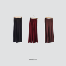 Carica l&#39;immagine nel visualizzatore di Gallery, Haveone pantalone palazzo elastico vita 100% viscosa Art PMA-N525
