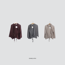 Carica l&#39;immagine nel visualizzatore di Gallery, Vicolo cardigan coulisse con cappuccio 52% viscosa Art 22148F
