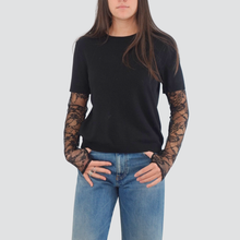Carica l&#39;immagine nel visualizzatore di Gallery, Vicolo maglia over manica pizzo 40% viscosa 25% lana 5% cashmere Art 22199F
