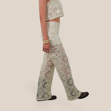 Carica l'immagine nel visualizzatore di Gallery, Haveone pantalone palazzo crochet con paillettes Art PMA-Q249

