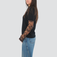 Carica l&#39;immagine nel visualizzatore di Gallery, Vicolo maglia over manica pizzo 40% viscosa 25% lana 5% cashmere Art 22199F
