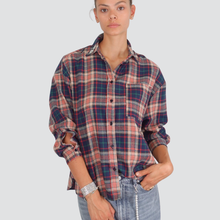 Carica l&#39;immagine nel visualizzatore di Gallery, Vicolo camicia over scozzese con tasca e strass colletto Art RF0272

