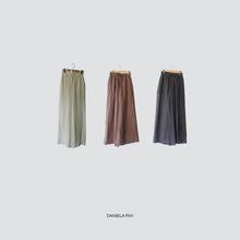 Carica l&#39;immagine nel visualizzatore di Gallery, Vicolo pantalone gamba ampia elastico vita con coulisse 100% ramia Art TD2908
