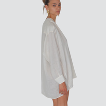 Carica l&#39;immagine nel visualizzatore di Gallery, Vicolo maxi camicia con taschino 100% ramia Art TD2909
