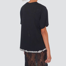 Carica l&#39;immagine nel visualizzatore di Gallery, Tensionen in t-shirt over onda con strass 100% cotone Art 37288
