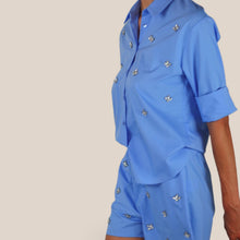 Carica l'immagine nel visualizzatore di Gallery, Tensione in camicia over con applicazione strass Art 26C5501
