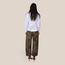 Carica l'immagine nel visualizzatore di Gallery, Tensione in pantalone stampa bandana 97% cotone Art W26P379
