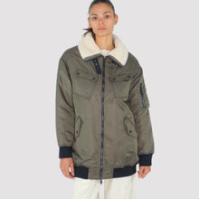 Carica l'immagine nel visualizzatore di Gallery, Haveone bomber lungo militare interno trapuntato Art KID-R005
