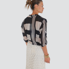 Carica l&#39;immagine nel visualizzatore di Gallery, Haveone camicia coreana manica cort a100% viscosa Art CMA-N435
