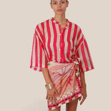 Carica l'immagine nel visualizzatore di Gallery, Tensione in camicia over rigata 78% cotone 22% seta Art 39850
