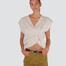 Carica l&#39;immagine nel visualizzatore di Gallery, Haveone gilet pannocchia spalline imbottite 75% acrilico 10% lana 10% viscosa 5% alpaca Art LFP-P003
