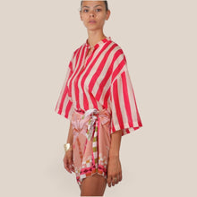 Carica l'immagine nel visualizzatore di Gallery, Tensione in camicia over rigata 78% cotone 22% seta Art 39850
