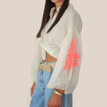 Carica l'immagine nel visualizzatore di Gallery, Tensione in camicia over burro mussola manica ricamo 100% cotone Art PE260401
