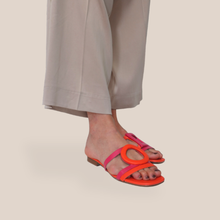 Carica l'immagine nel visualizzatore di Gallery, Divine Follie ciabatta arancio fucsia Art E095
